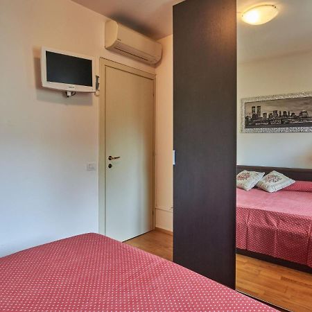 Apartment Angela By Interhome Sirmione Eksteriør bilde